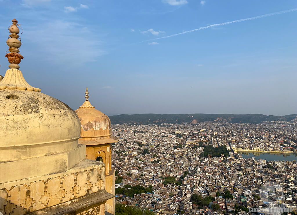 Vistas de Jaipur desde el Fuerte de Nahargarh Vistas de Jaipur desde el Fuerte de Nahargarh