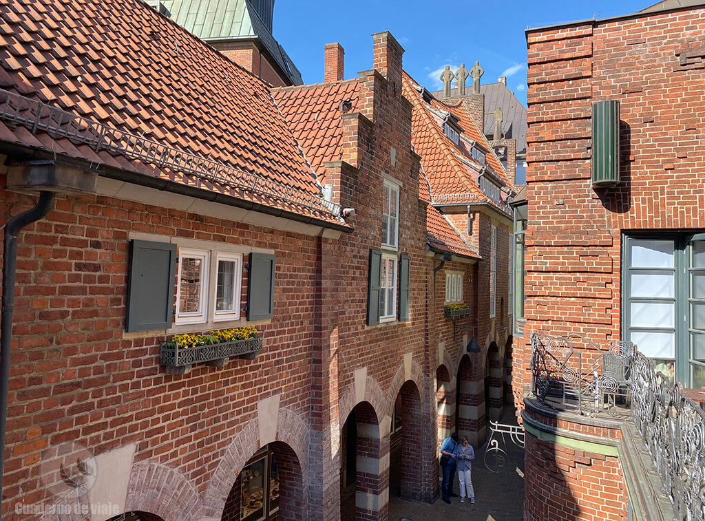 Böttcherstraße desde la terraza de los museos Böttcherstraße desde la terraza de los museos