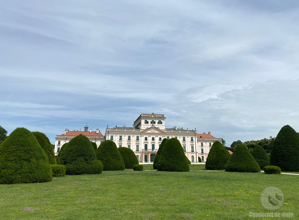 Jardín Francés y palacio Jardín Francés y palacio