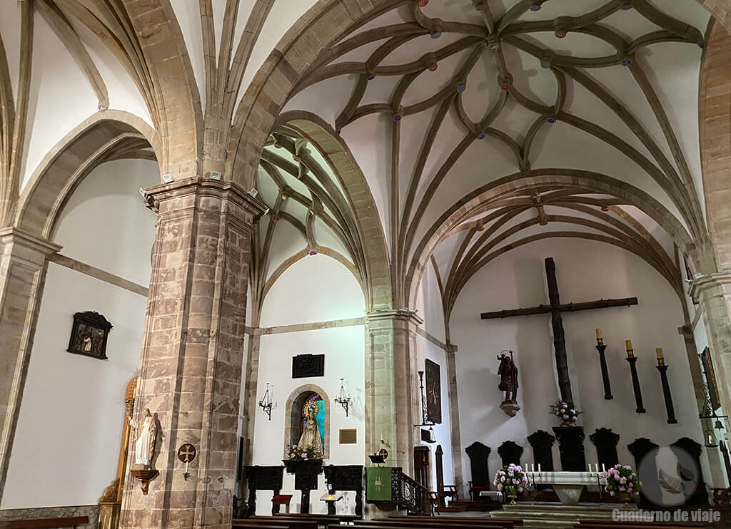 Interior de la Iglesia de San Cristóbal Interior de la Iglesia de San Cristóbal