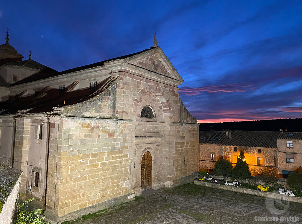 Parroquia de Santa María, de estilo neoclásico Parroquia de Santa María, de estilo neoclásico