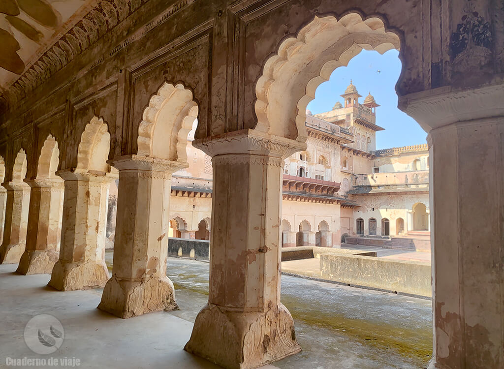 Palacio Raja Mahal (Orchha) Palacio Raja Mahal (Orchha)