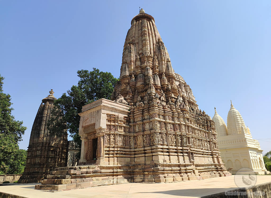 Templos del Grupo Este de Khajuraho Templos del Grupo Este de Khajuraho