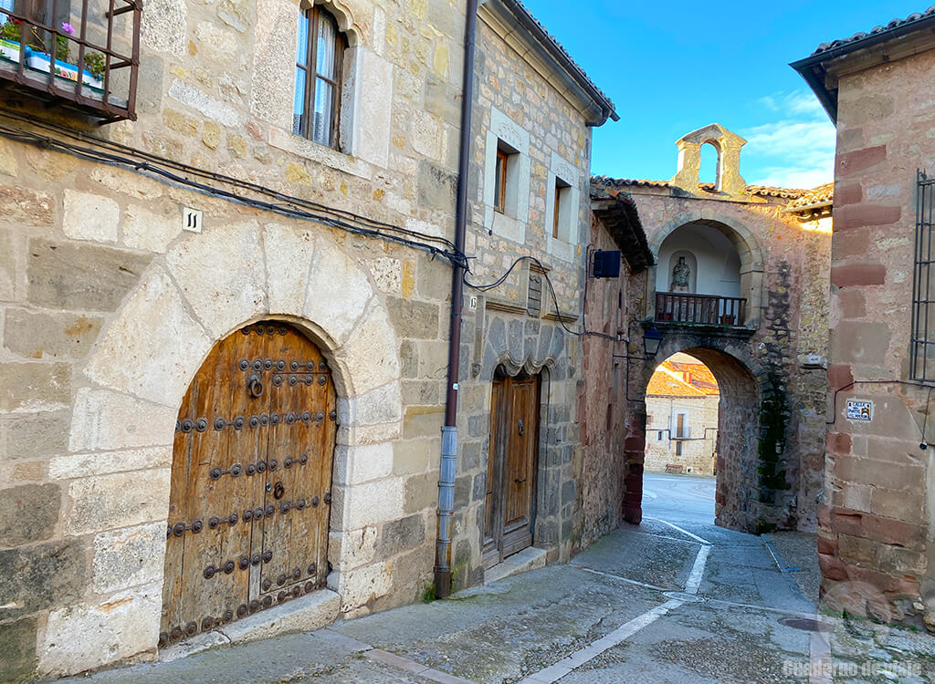 Centro histórico de Sigüenza (Arco del Portal Mayor) Centro histórico de Sigüenza (Arco del Portal Mayor)