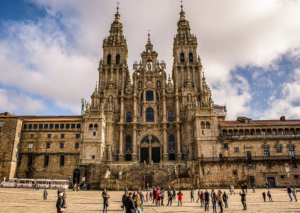 La preciosa catedral de Santiago de Compostela La preciosa catedral de Santiago de Compostela