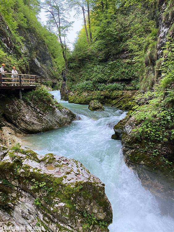 Una de las cascadas más espectaculares del Desfiladero de Vintgar Una de las cascadas más espectaculares del Desfiladero de Vintgar