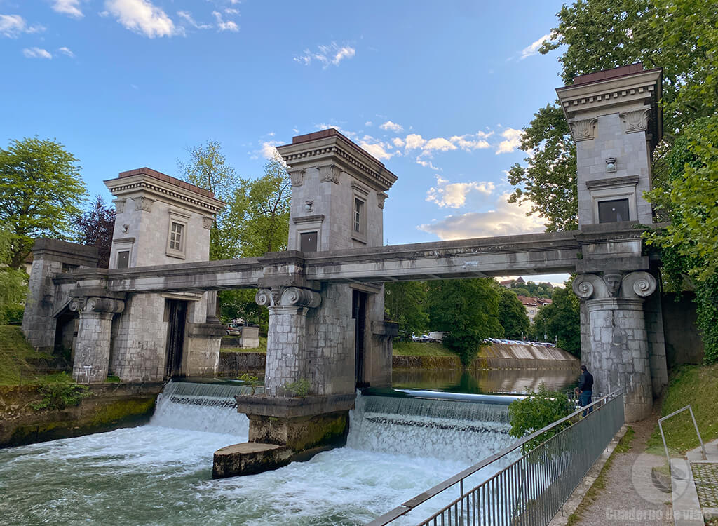 Las Esclusas o compuertas sobre el río Ljubljanica Las Esclusas o compuertas sobre el río Ljubljanica
