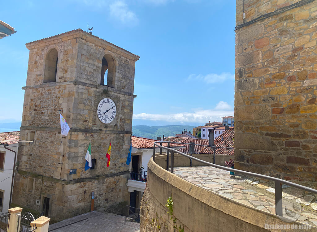 La Torre del Reloj es uno de los edificos más representativos de la villa La Torre del Reloj es uno de los edificos más representativos de la villa