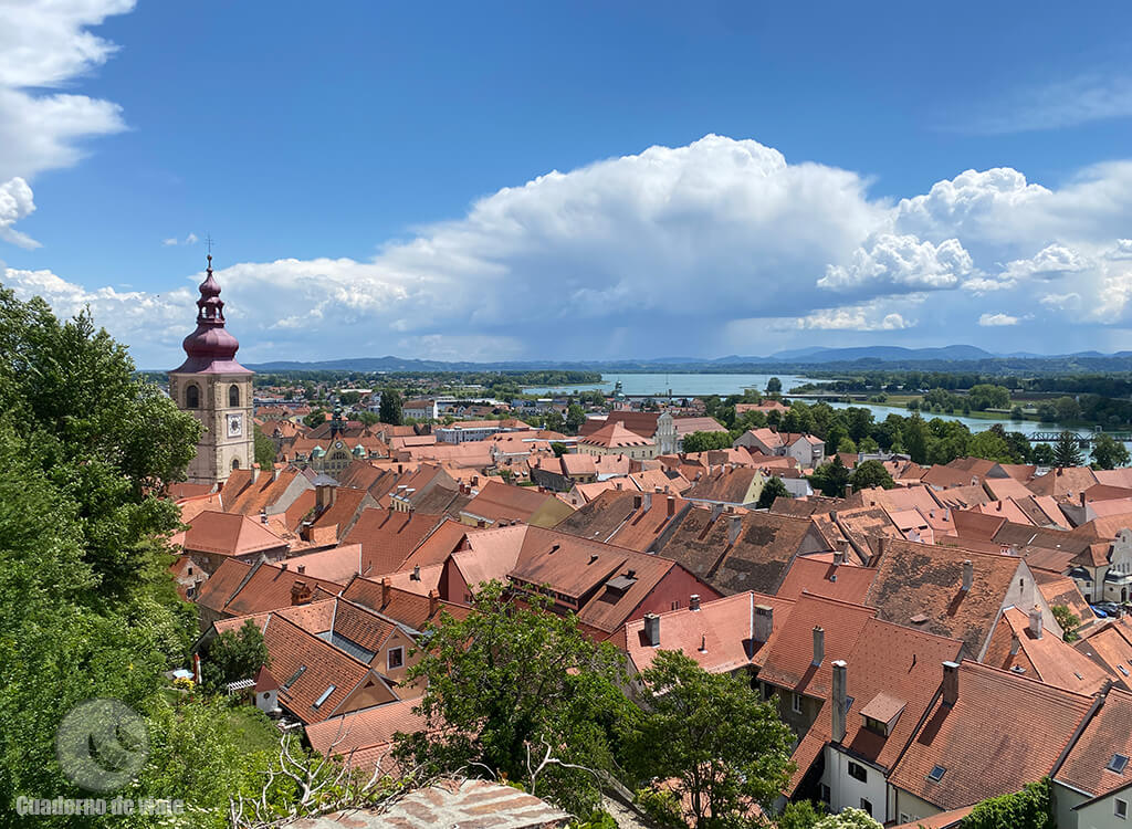 Vista de Ptuj desde el castillo Vista de Ptuj desde el castillo