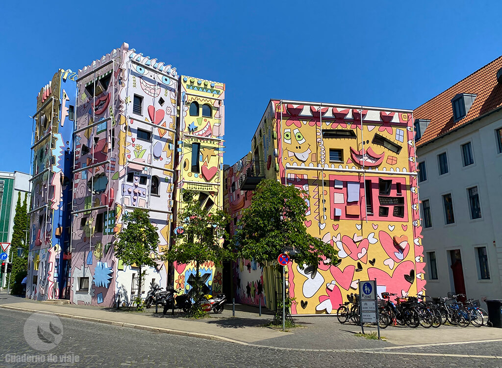 La inclasificable Happy RIZZI House La inclasificable Happy RIZZI House