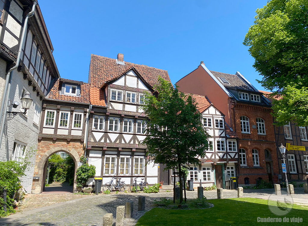 Un bonito rincón del barrio de Magni: Hinter d. Magnikirche Un bonito rincón del barrio de Magni: Hinter d. Magnikirche