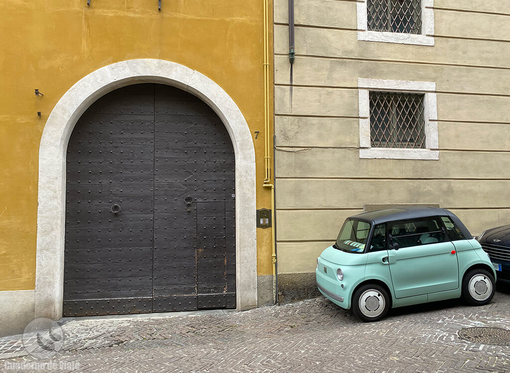 El Fiat Topolino es una buena opción para circular por la Ciudad Alta El Fiat Topolino es una buena opción para circular por la Ciudad Alta