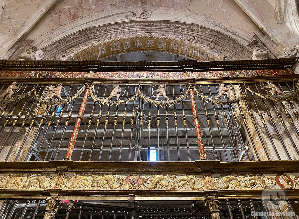 La magnífica reja de la Capilla de la Anunciación (s.XVI) La magnífica reja de la Capilla de la Anunciación (s.XVI)