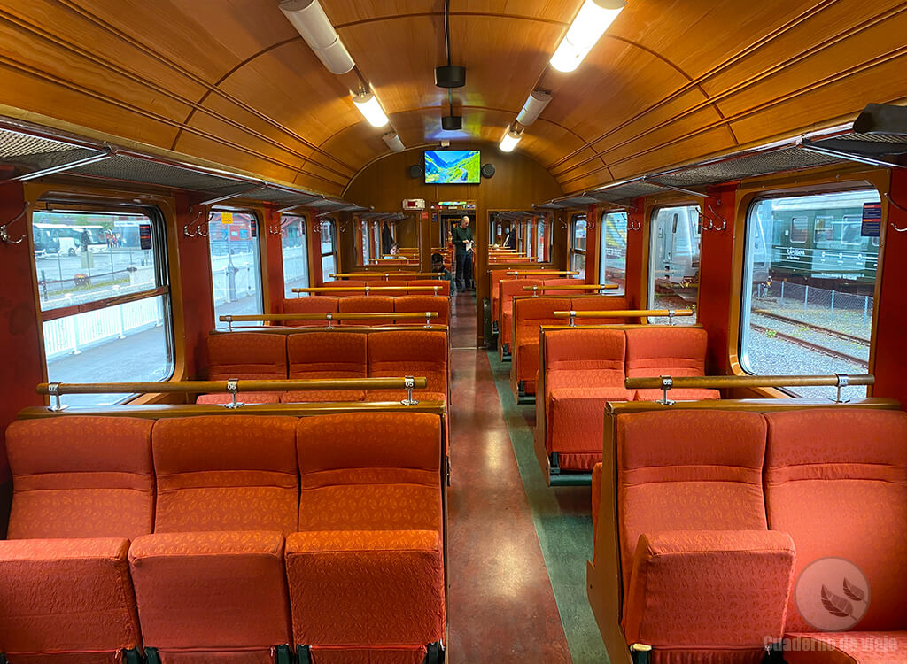 El interior vintage de los vagones El interior vintage de los vagones