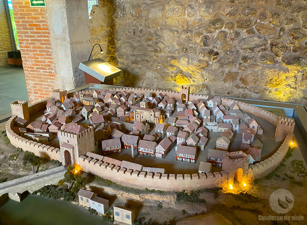Maqueta basada en el Plano de Aranda de 1503 Maqueta basada en el Plano de Aranda de 1503