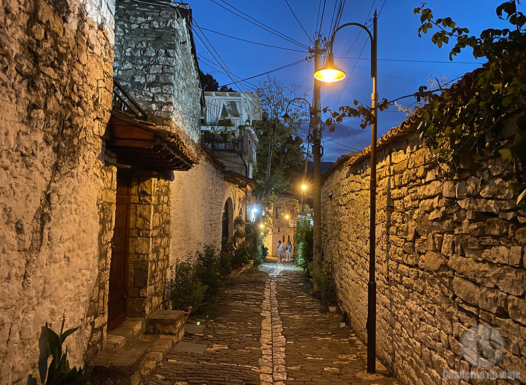 Calleja de Gorica al atardecer Calleja de Gorica al atardecer